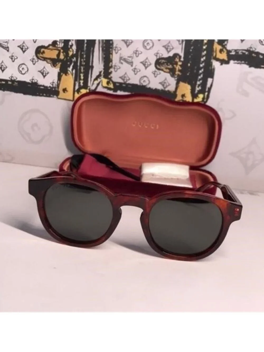 New Authentic Gucci Brown Sunglasses GG0825S 005